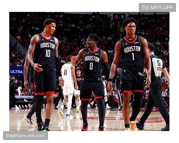 Osimhen 从逆境中崛起，状态回暖助力球队继续追逐胜利