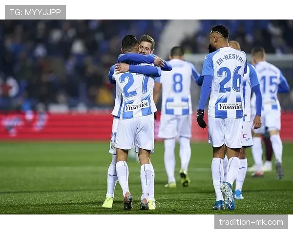 雷吉纳新赛季前景分析，球队状态回暖值得关注