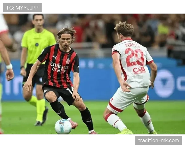 AC米兰防守表现波动，遇强队屡现崩盘局面是否暴露体系短板？