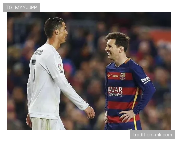 C罗 vs 梅西:晚年进攻效率与战术角色差异 C罗 vs 梅西:晚年进攻效率与战术角色差异