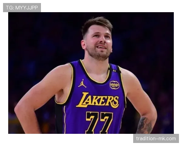 东契奇挡拆提升传球效率，拉开球队进攻空间明显增强