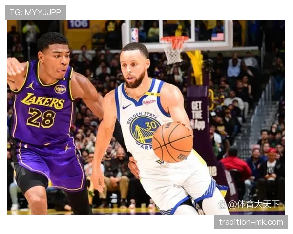 班·西蒙斯挡拆牵制库里 改变得分结构提升禁区效率